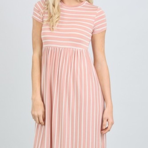 Dresses & Skirts - Blush Pink Striped Short Sleeve Dress